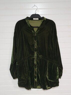Natural Life Laid Back Velvet Button Up Shirt Size Medium Dark Green Boho Indie